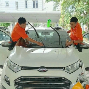 Dán Phim Cách Nhiệt Cho Ford Ecosport