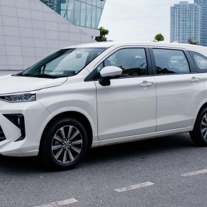Dán Phim Cách Nhiệt Cho Toyota Avanza