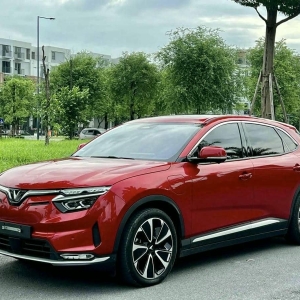 Dán Phim Cách Nhiệt Cho Vinfast Vf8