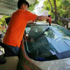 Dán Phim Cách Nhiệt Ô Tô 