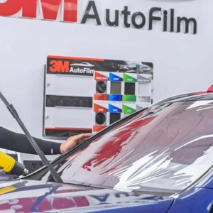 Dán phim cách nhiệt ô tô tại Tân Phú