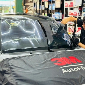 Dán Phim Cách Nhiệt Tại Tân Thuận (Quận 7)