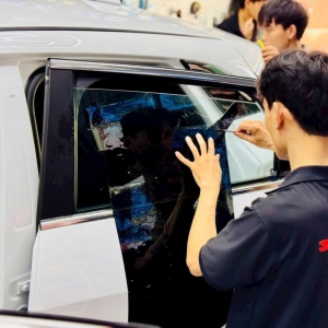 Dán Phim Cách Nhiệt Tại Xã Hưng Long (Huyện Bình Chánh Cũ)