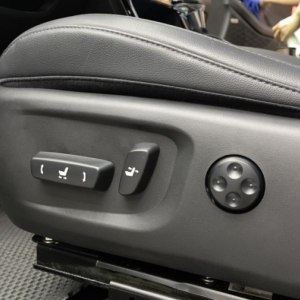 Độ ghế điện cho Hyundai Creta