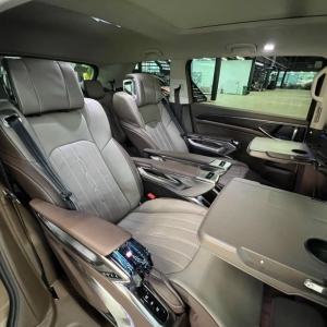 Độ ghế limousine cho Volkswagen Viloran