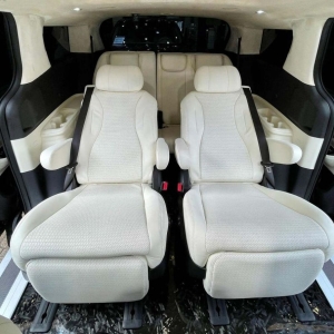 Đổi màu nội thất cho ô tô 7 chỗ