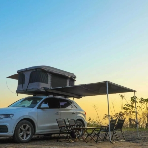 Lều gắn nóc ô tô